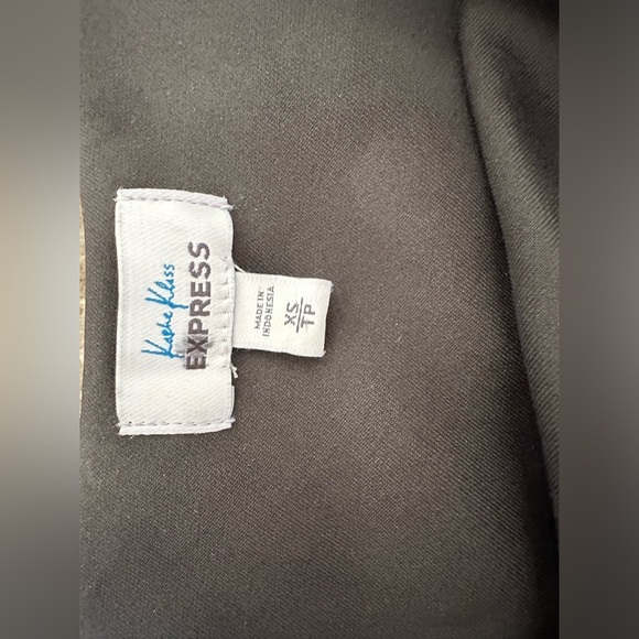 BLACK ASYMMETRIC BLOUSE Size XS - Picture 3 of 4